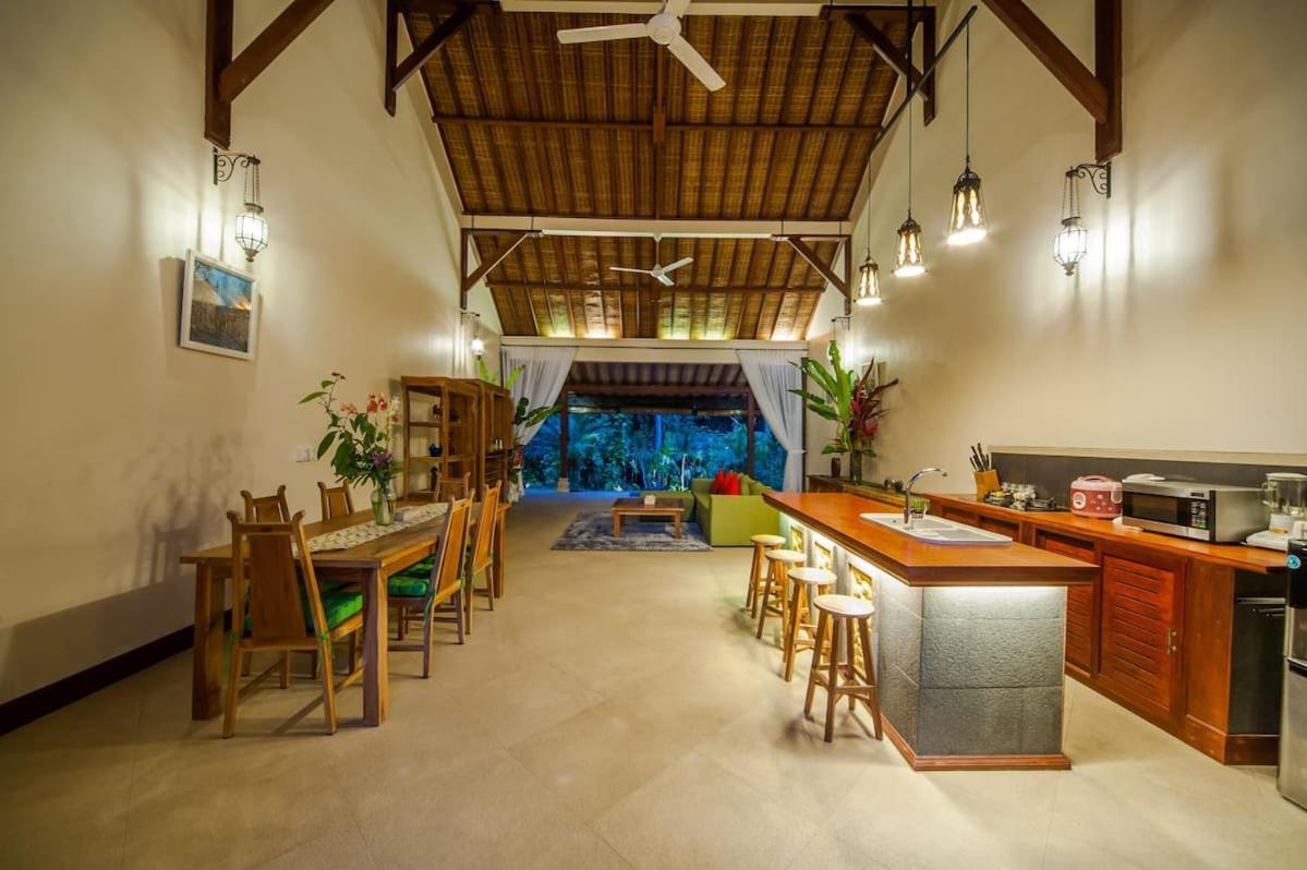 Luxury 3Br Infinity Jungle View Aashaya Villa Ubud Exteriör bild